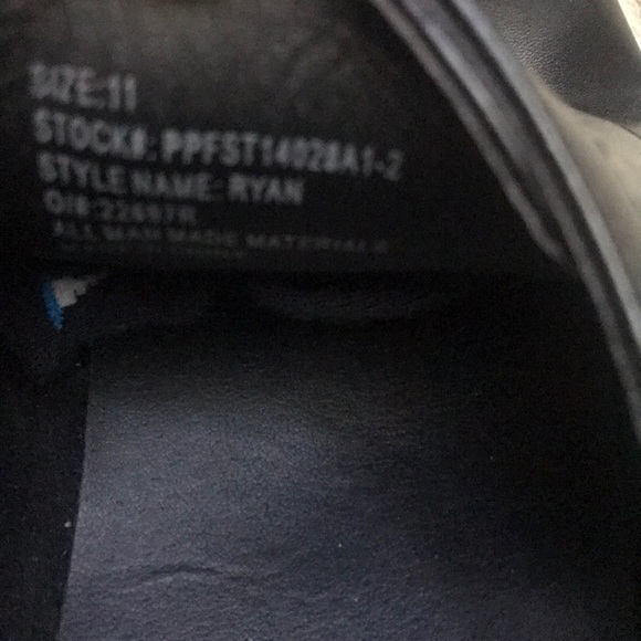 Perry Ellis shoe - Picture 3 of 4